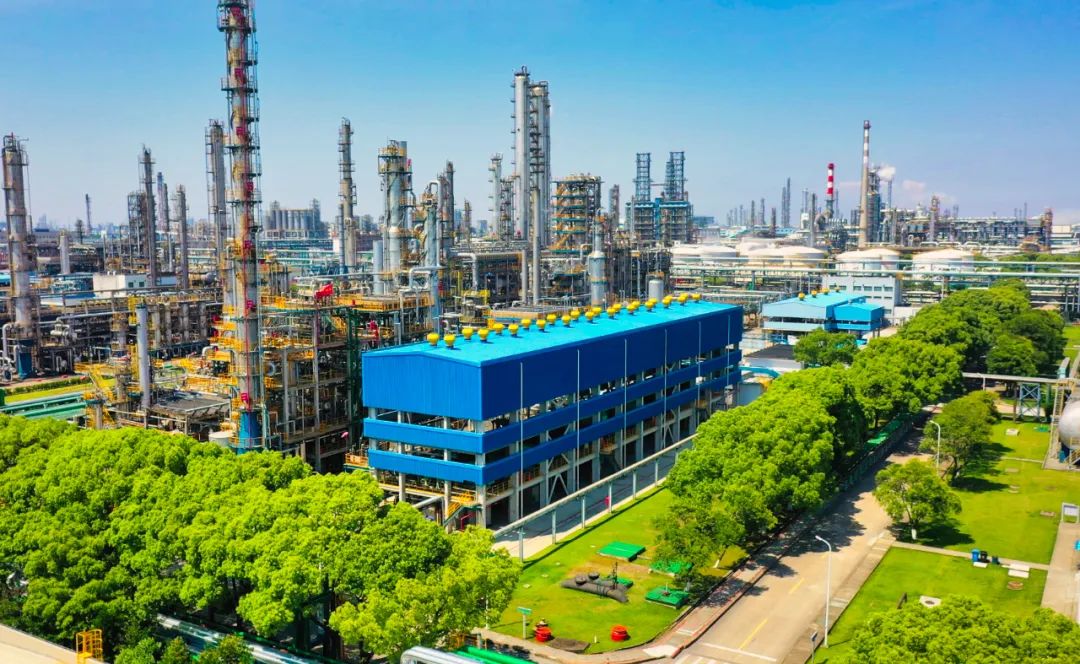 國(guó)產(chǎn)商用飛機(jī)完成首次加注可持續(xù)航空燃料(SAF)演示飛行(圖6) 國(guó)產(chǎn)商用飛機(jī)完成首次加注可持續(xù)航空燃料(SAF)演示飛行(圖6)